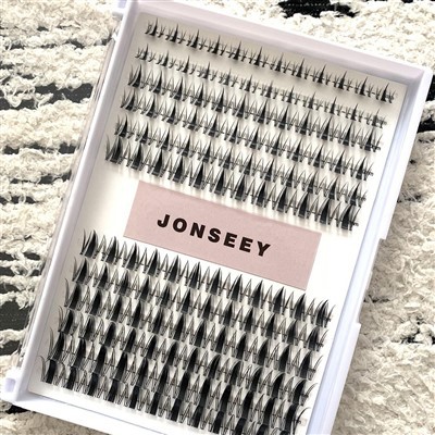 Špičaté Wispy Lashes